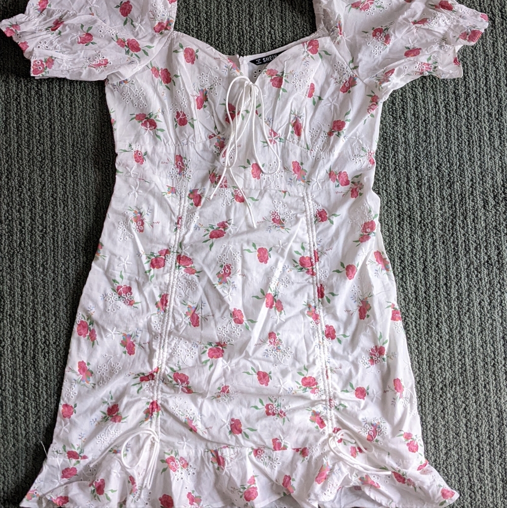SheIn puff sleeve floral dress